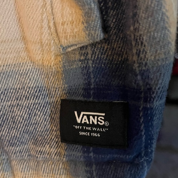 Heavyweight Flannel Shacket - BlueDepths/Oatmeal, size Medium - Picture 5 of 10